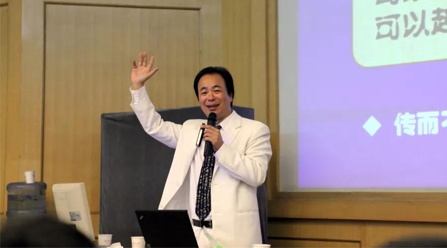 1月13-14日 上海交大CMBA《组织执行力与团队激励》
					