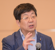 1月12-13日 交大海外教育学院《金融投资与资本运作企业家课程》
					